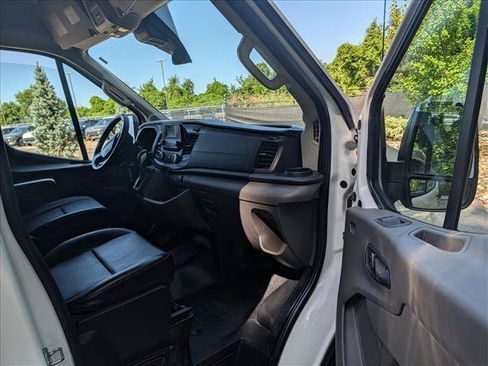 Used 2023 Ford Transit 250 Medium Roof AWD image 11