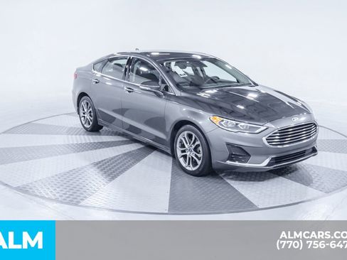 Used 2020 Ford Fusion SEL image 16