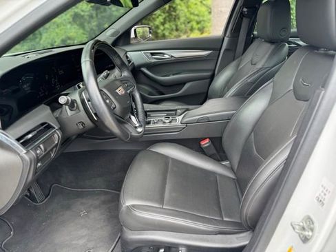 Used 2025 Cadillac CT5 Premium Luxury RWD image 11