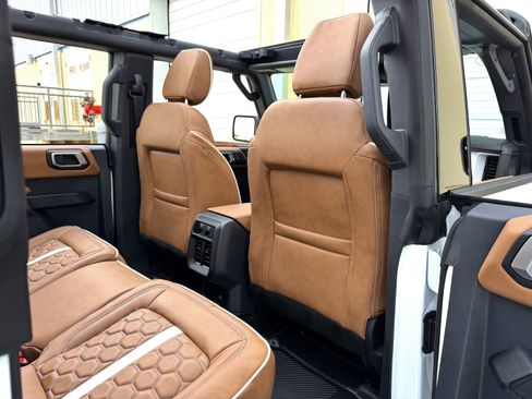 Used 2026 Ford Bronco Outer Banks image 24