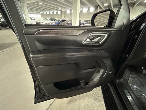 Used 2023 Chevrolet Tahoe LT image 40