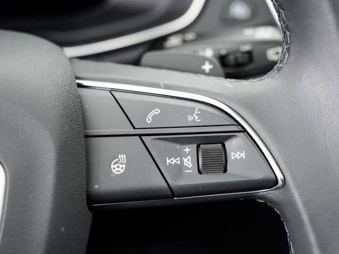 Certified 2025 Audi Q5 2.0T Premium Plus w/ Premium Plus Package image 13