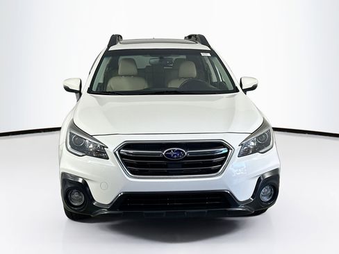 Used 2018 Subaru Outback 2.5i Limited w/ Popular Package #2 image 2