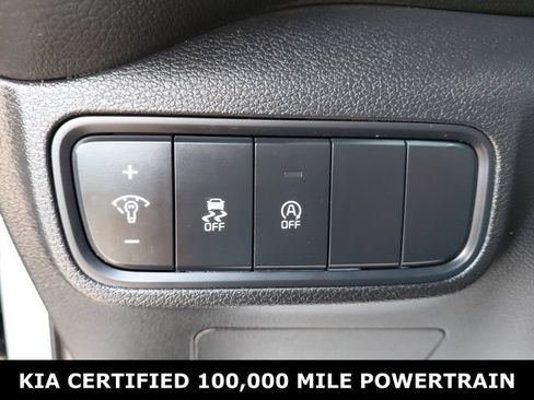 Certified 2025 Kia Soul LX w/ LX Technology Package FWD image 14