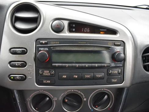 Used 2005 Toyota Matrix XR w/ Extra Value Pkg 2 image 28