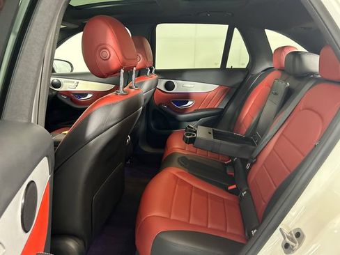 Used 2022 Mercedes-Benz GLC 300 4MATIC image 26
