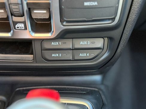 New 2026 Jeep Gladiator Sport AWD/4WD image 20