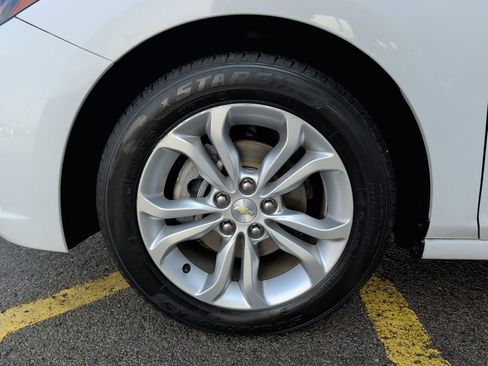 Used 2019 Chevrolet Cruze LT w/ LT Fleet Convenience Package image 4