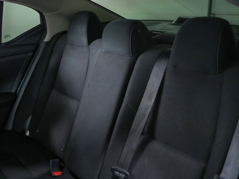 Used 2025 Nissan Sentra SV FWD image 24