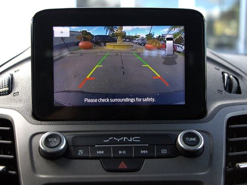 Used 2019 Ford Transit Connect XLT image 26