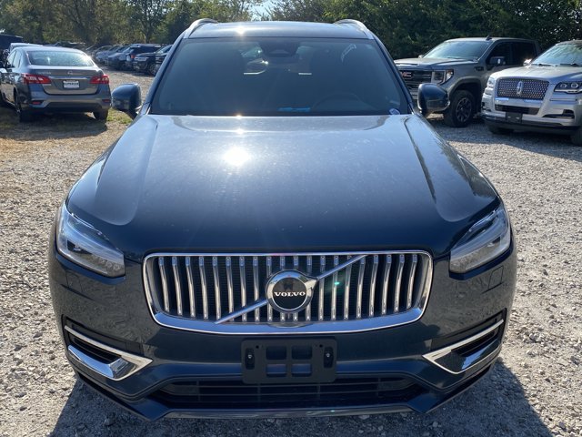 Used 2024 Volvo XC90 T8 Core w/ Climate Package AWD/4WD image 8