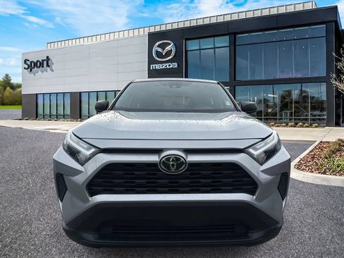 Used 2023 Toyota RAV4 LE FWD image 9