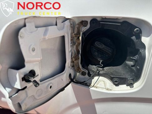 Used 2020 Toyota Tacoma SR image 14