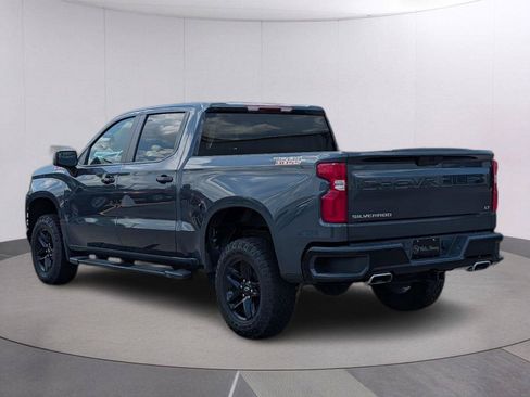 Used 2022 Chevrolet Silverado 1500 LT Trail Boss AWD/4WD image 3