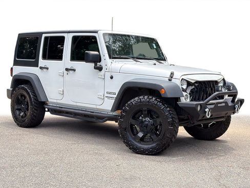 Used 2017 Jeep Wrangler Unlimited Sport w/ Quick Order Package 24S AWD/4WD image 2