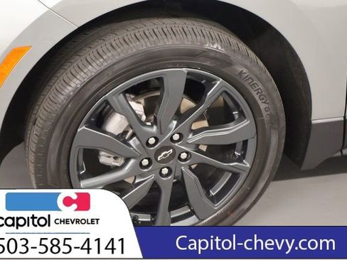 Used 2023 Chevrolet Equinox RS image 9