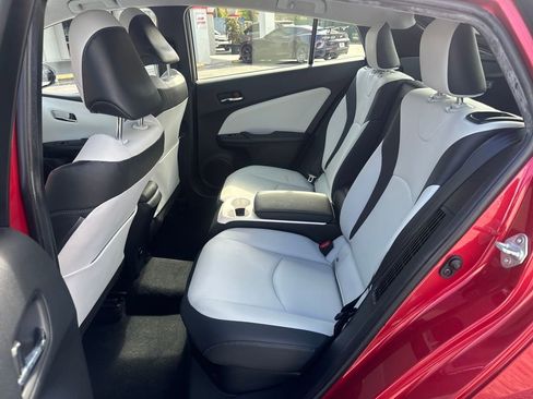 Used 2017 Toyota Prius Prime image 23