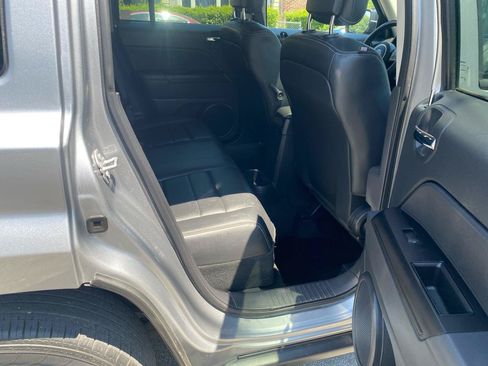 Used 2017 Jeep Patriot High Altitude AWD/4WD image 20