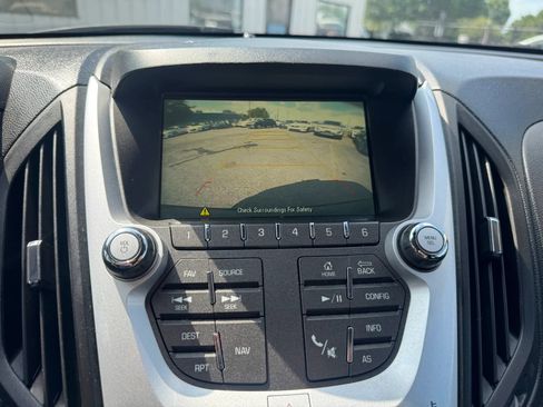 Used 2016 Chevrolet Equinox LT FWD image 19