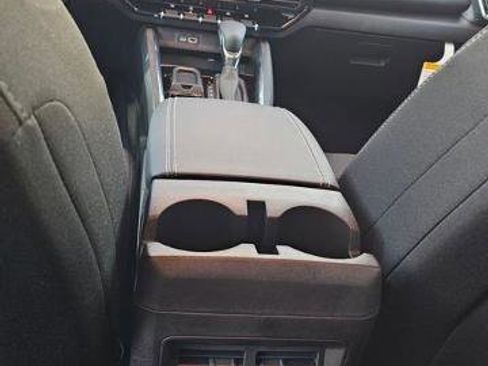 New 2026 GMC Canyon Elevation w/ Convenience Package image 35