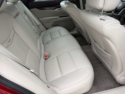Used 2013 Cadillac XTS Premium FWD image 19