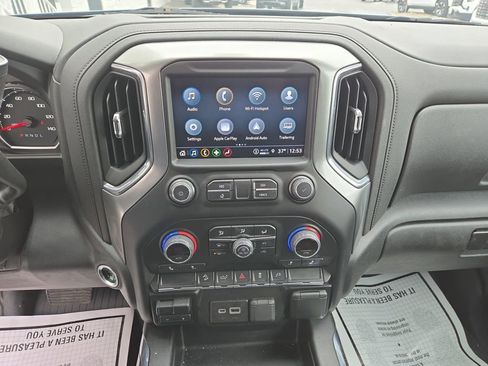 Used 2022 Chevrolet Silverado 1500 LT Trail Boss w/ Convenience Package II image 15