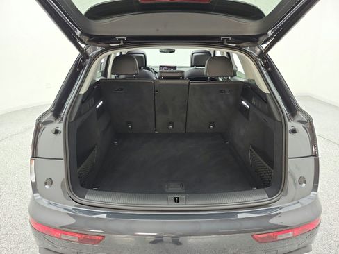 Used 2023 Audi Q5 2.0T Premium w/ Convenience Package AWD/4WD image 21