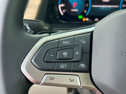 New 2026 Volkswagen Atlas SE FWD image 24