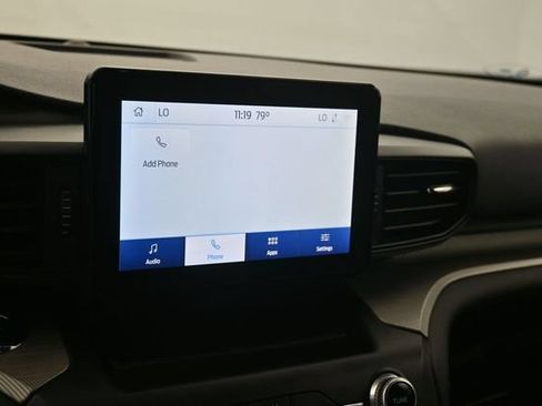 Used 2020 Ford Explorer XLT AWD/4WD image 27