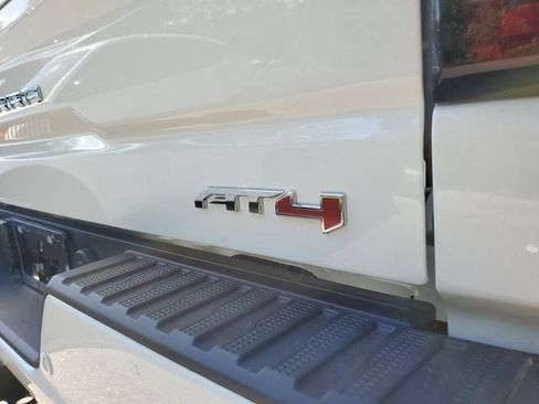 New 2026 GMC Sierra 1500 AT4 w/ AT4 Premium Package AWD/4WD image 9