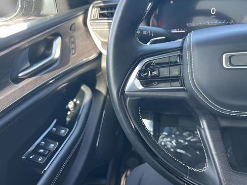 Used 2023 Jeep Grand Cherokee Overland w/ Adv Protech Group III image 13