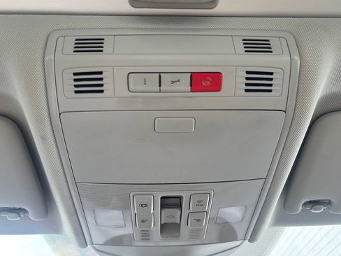 Used 2020 Volkswagen Jetta SEL FWD image 15
