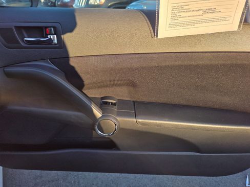 Used 2007 Scion tC image 10