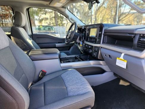 New 2026 Ford F250 XLT w/ FX4 Off-Road Package image 11