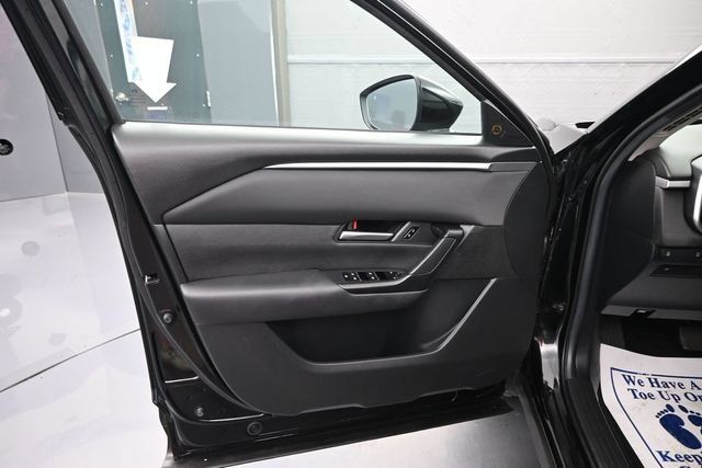 Used 2025 MAZDA CX-50 AWD 2.5 S w/ Preferred Package image 11