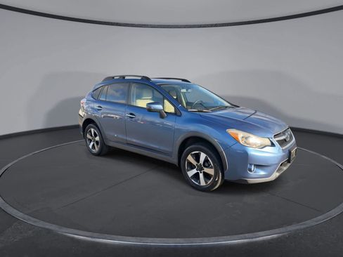 Used 2015 Subaru Crosstrek Touring image 2