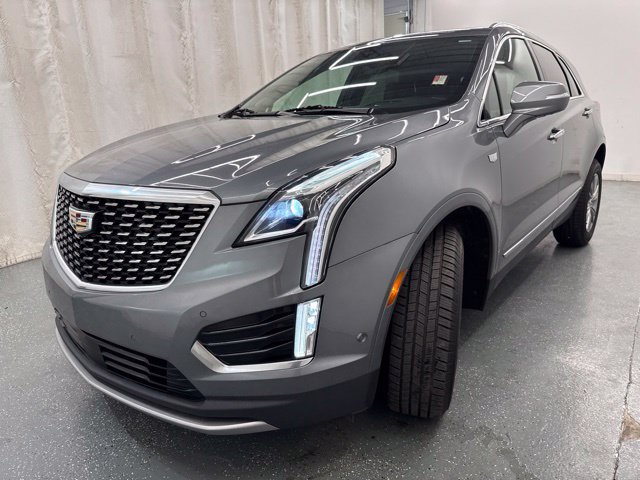 Used 2022 Cadillac XT5 Premium Luxury w/ Technology Package AWD/4WD image 5