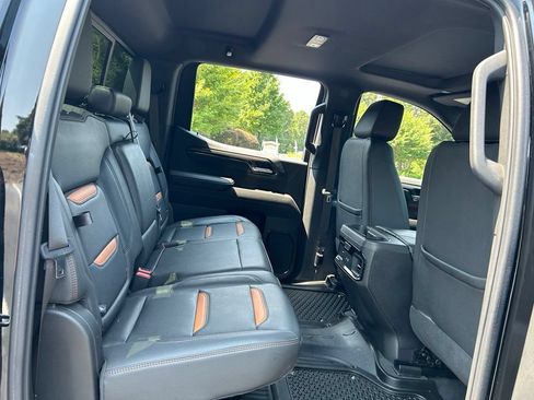 Used 2023 GMC Sierra 1500 AT4 w/ AT4 Premium Package AWD/4WD image 51
