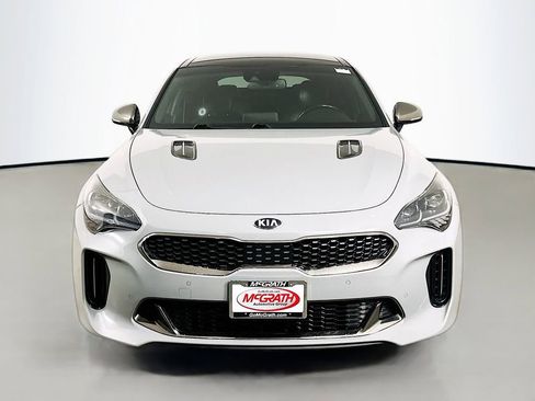 Used 2019 Kia Stinger GT1 AWD/4WD image 18