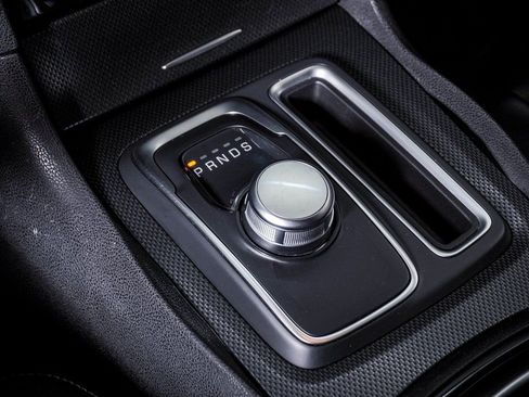 Used 2015 Chrysler 300 S image 25