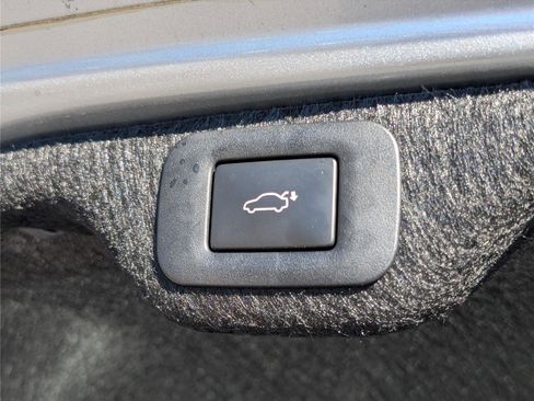 Used 2023 Lexus ES 350 w/ Premium Package image 14