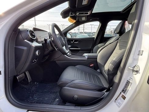 Used 2023 Mercedes-Benz C 300 4MATIC Sedan image 12