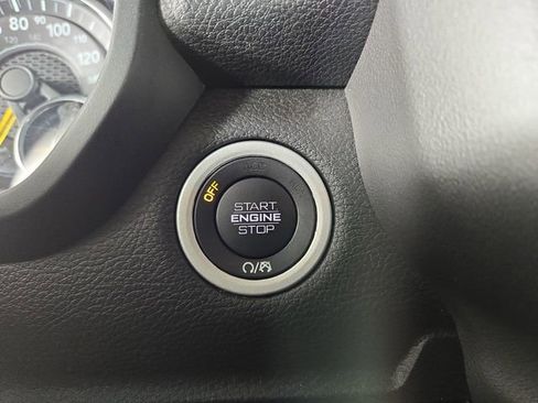 Used 2021 RAM 1500 Big Horn AWD/4WD image 23