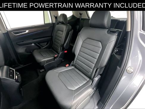 Used 2025 Volkswagen Atlas SEL image 35