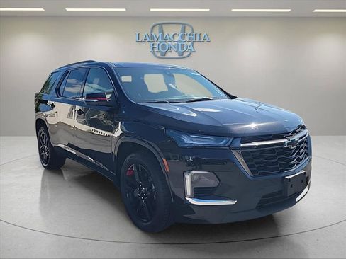Used 2023 Chevrolet Traverse Premier w/ Redline Edition AWD/4WD image 7