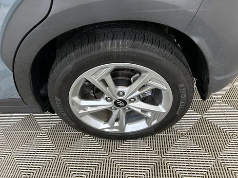 Used 2023 Hyundai Kona SEL w/ Cargo Package FWD image 10