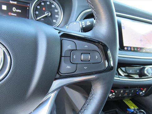 Used 2024 Buick Enclave Essence w/ Experience Buick Package image 18