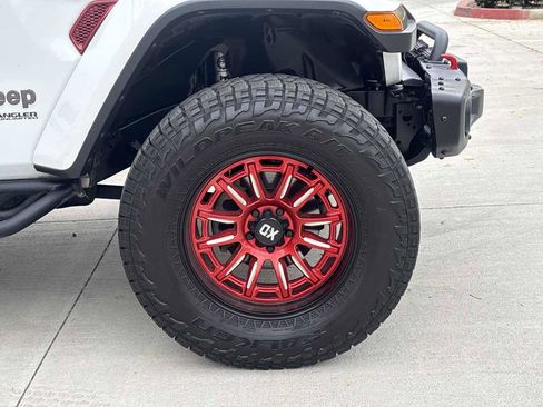 Used 2018 Jeep Wrangler Unlimited Rubicon AWD/4WD image 10