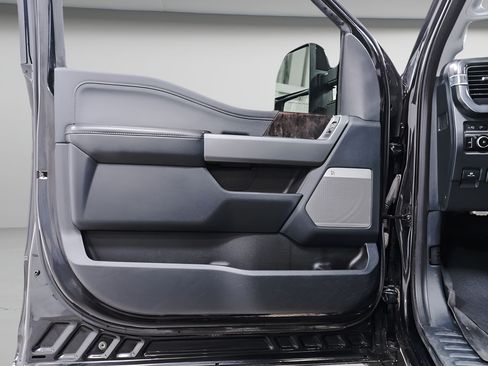 Used 2024 Ford F250 Lariat w/ Lariat Ultimate Package AWD/4WD image 26