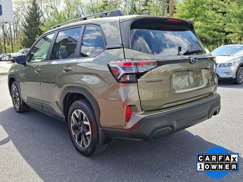 Certified 2025 Subaru Forester Premium w/ Convenience Package #1 AWD/4WD image 7